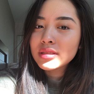 Meet your Posher, Allyssa